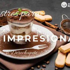 Delicioso postre de tiramisú en vaso, rodeado de ingredientes como café y bizcochos de soletilla. ¡Postres fáciles para impresionar!