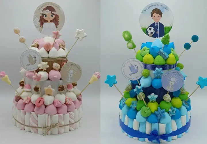 Dos tartas de chuches, una rosa y otra azul, perfectas para celebrar una comunión. ¡Qué ganas de hacer tarta de chuches!