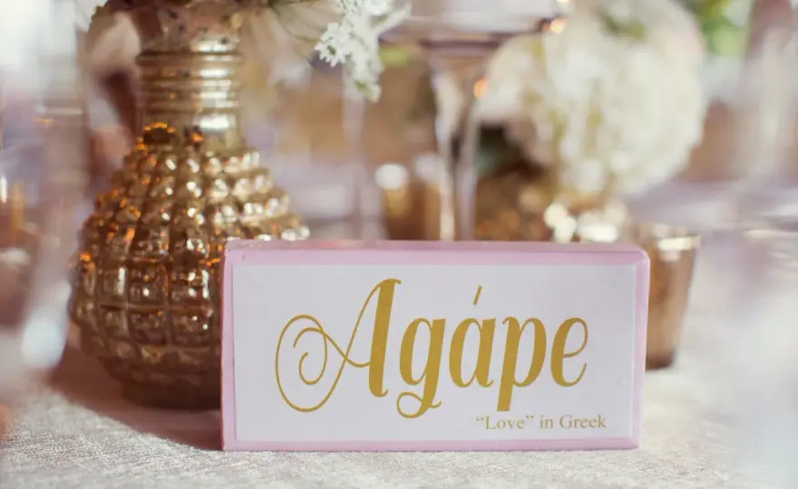Nombres de mesas de boda - Ideas creativas y errores a evitar
