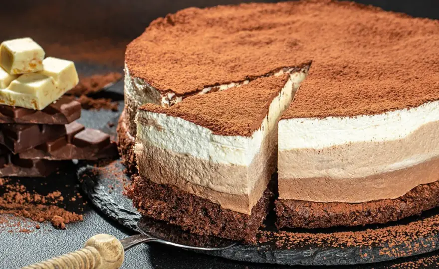 Tarta 3 chocolates sin horno - El secreto de capas perfectas