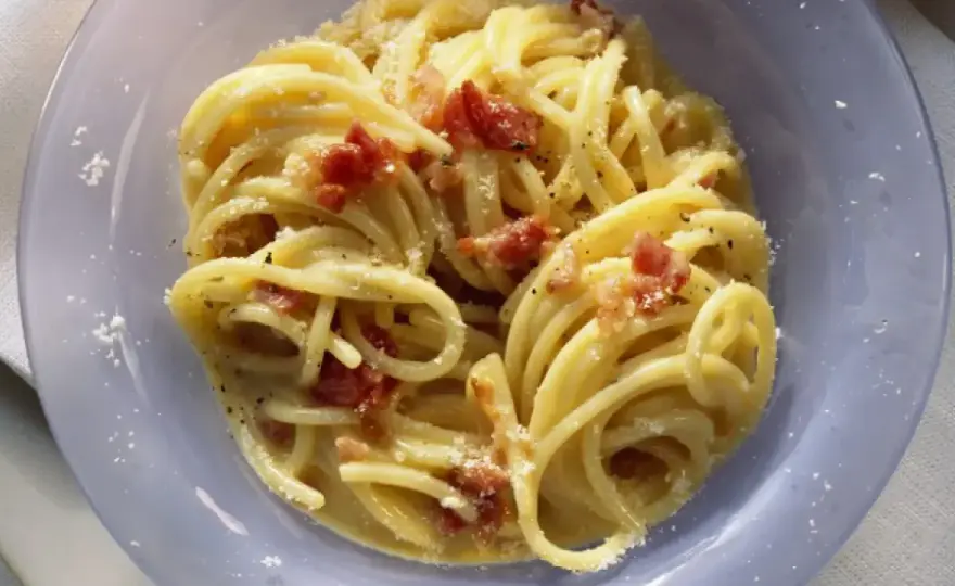 Carbonara perfecta - La guía definitiva para una salsa cremosa