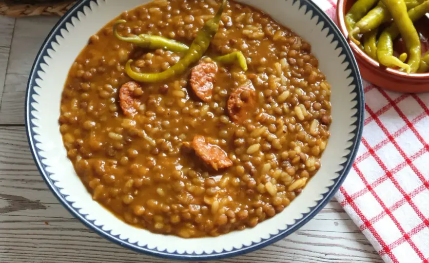 Lentejas con arroz perfectas: el secreto para que no se pasen