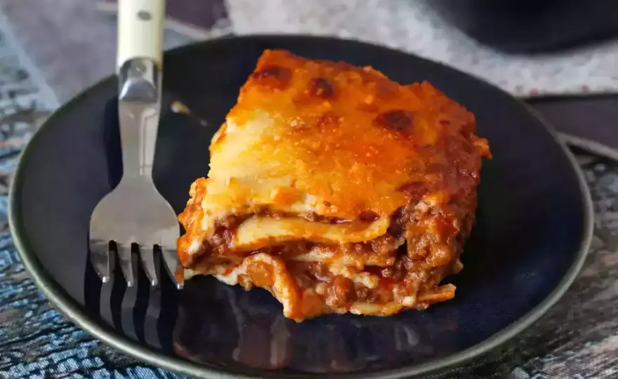 Lasaña Boloñesa Perfecta - Firme, Jugosa y Gratinada