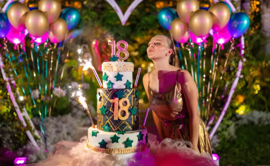 Fiesta 18 años: Ideas para celebrar sin errores