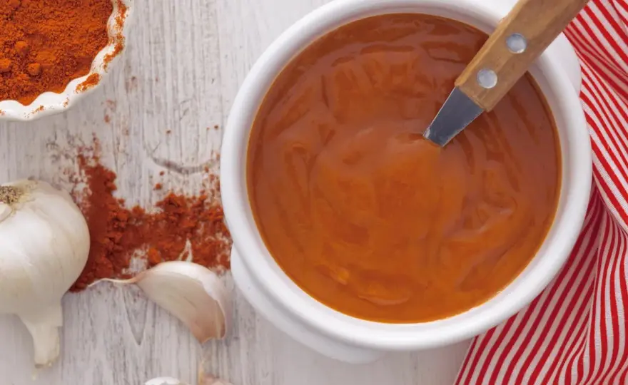 Salsa brava casera - la receta definitiva para tapas perfectas