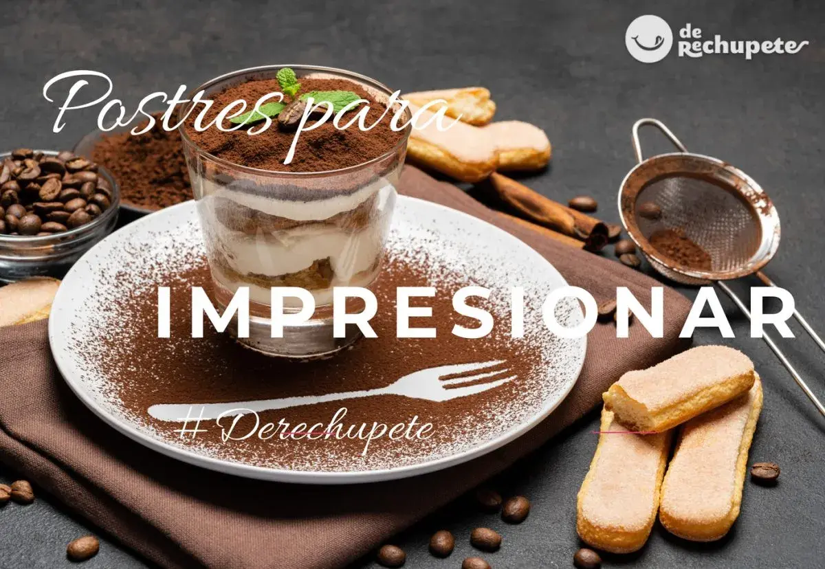 Delicioso postre de tiramisú en vaso, rodeado de ingredientes como café y bizcochos de soletilla. ¡Postres fáciles para impresionar!